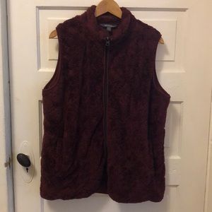 Quilted fuzzy zip up vest Market & Spruce